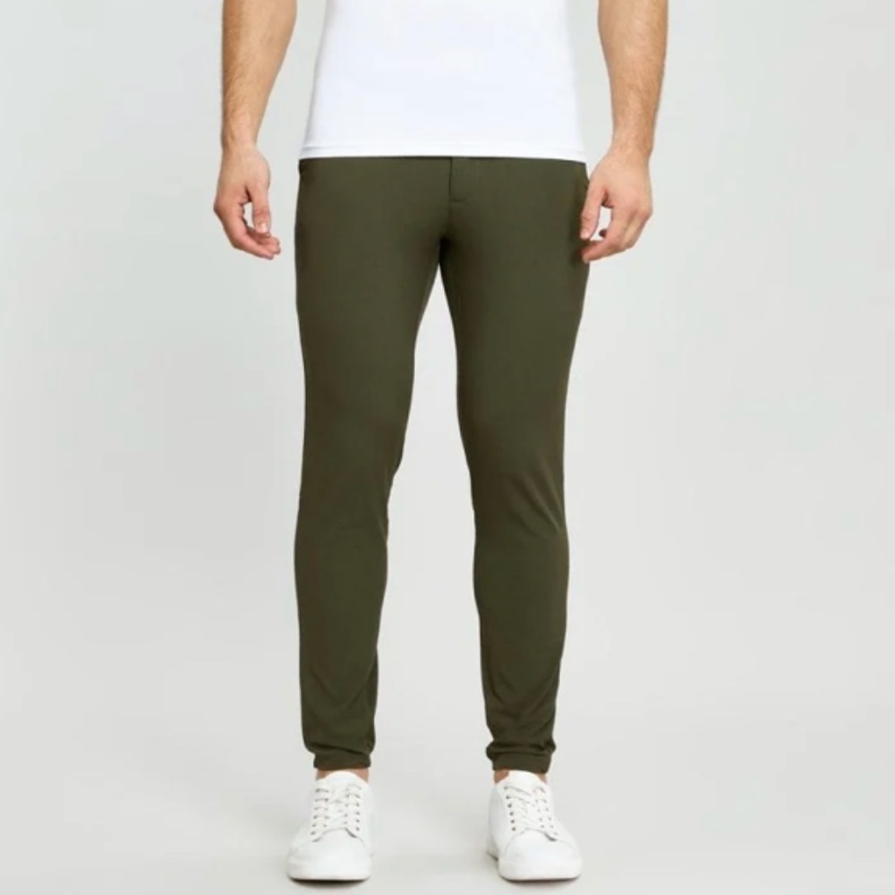 Tailored Athlete- EVERYDAY TECH PANTS IN KHAKI